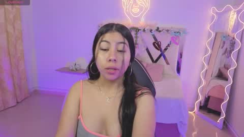 Snapshot of zury_tay chatting on 10/13/25, 11:43 ZURY online show from 10/13/25, 11:43