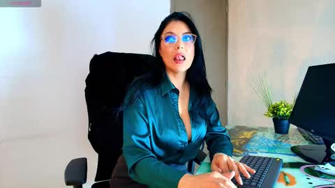 Zuzana21 online show from 11/25/25, 12:49
