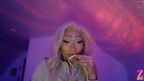 Snapshot of zya_zoo chatting on 01/05/25, 09:14 ZYA online show from 01/05/25, 09:14