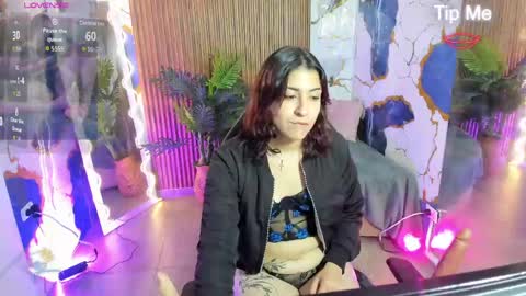 Snapshot of zyra_tay chatting on 06/09/26, 11:33 zyra_tay online show from 06/09/26, 11:33