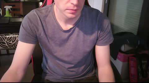 Snapshot of zyriosben chatting on 02/04/25, 11:27 zyriosben online show from 02/04/25, 11:27