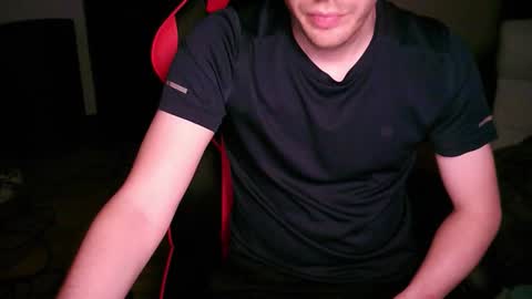 Snapshot of zyriosben chatting on 12/16/25, 09:36 zyriosben online show from 12/16/25, 09:36