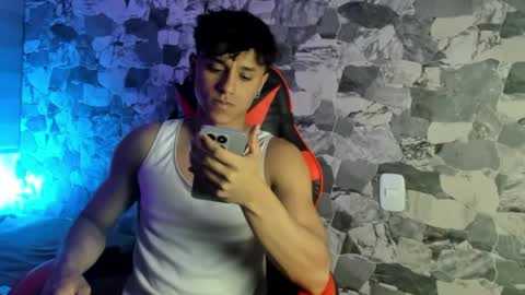 zyzz_1812 online show from 04/02/26, 05:05