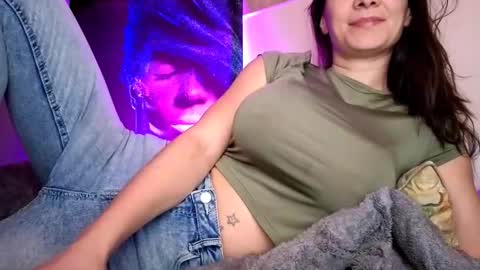 zzarraaa online show from 11/27/25, 07:49