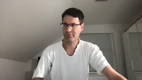 Snapshot of zzz123_cam chatting on 12/31/24, 07:29 zzz123_cam online show from 12/31/24, 07:29