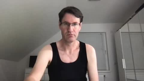 Snapshot of zzz123_cam chatting on 02/21/25, 04:37 zzz123_cam online show from 02/21/25, 04:37