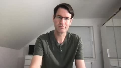 Snapshot of zzz123_cam chatting on 09/29/25, 08:13 zzz123_cam online show from 09/29/25, 08:13