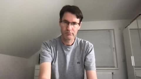 Snapshot of zzz123_cam chatting on 10/11/25, 03:43 zzz123_cam online show from 10/11/25, 03:43