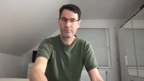 zzz123_cam online show from 11/16/25, 04:12