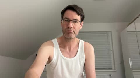 zzz123_cam online show from 04/05/26, 10:07