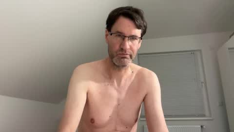 zzz123_cam online show from 05/11/26, 02:45