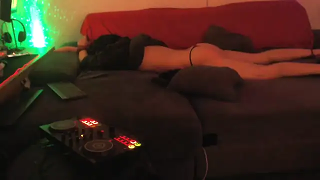 davidgntxxxxx online show from 10/26/25, 06:14