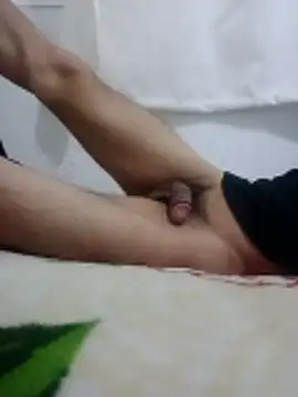 Snapshot of TikiCaaN chatting on 04/06/26, 02:18 TikiCaaN online show from 04/06/26, 02:18