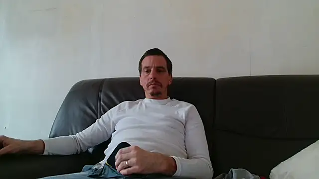 cloupefun online show from 11/07/25, 12:49