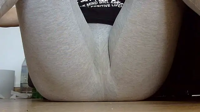 Squirtlady38 online show from 09/29/25, 12:54