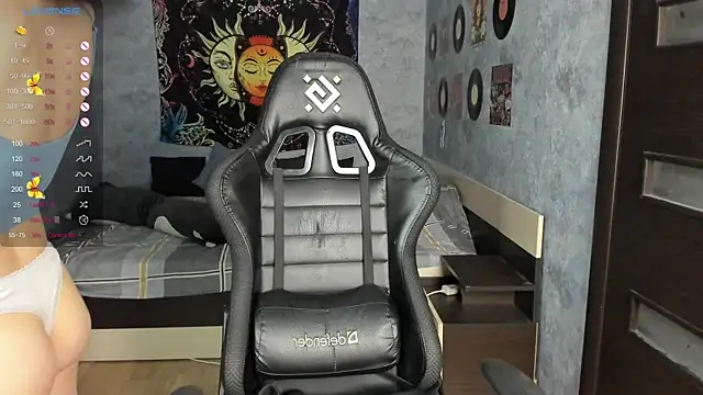 Snapshot of Horny_Nikki_ chatting on 02/08/25, 03:08 Horny Nikki online show from 02/08/25, 03:08