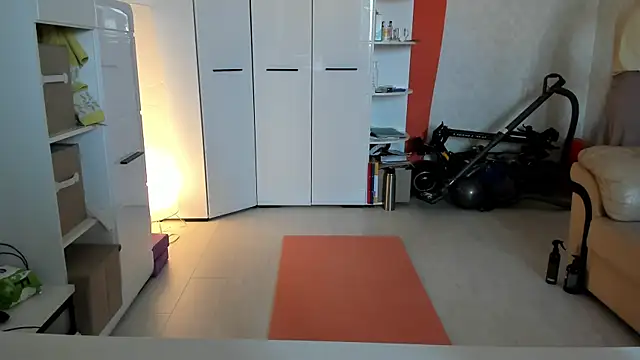 Snapshot of angelmommu chatting on 03/12/25, 06:07 angelmommu online show from 03/12/25, 06:07