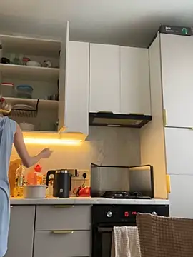 Snapshot of angelmommu chatting on 03/15/25, 02:55 angelmommu online show from 03/15/25, 02:55