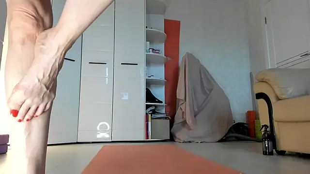 Snapshot of angelmommu chatting on 03/23/25, 04:27 angelmommu online show from 03/23/25, 04:27