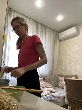 angelmommu online show from 02/20/26, 07:32