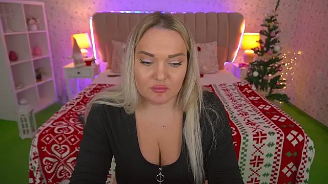 MissyMartinez online show from 12/24/24, 11:49