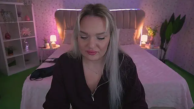 MissyMartinez online show from 03/12/26, 07:58