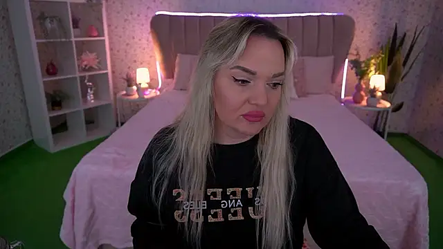 MissyMartinez online show from 03/28/26, 08:03