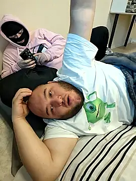 genderfluidco2 online show from 01/10/26, 11:45