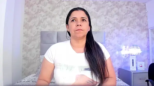 elizabeth coleman online show from 03/06/25, 07:54