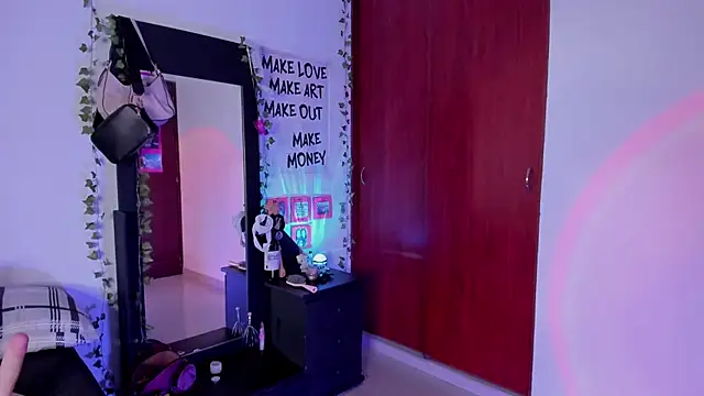 little kayla  online show from 03/30/26, 11:06