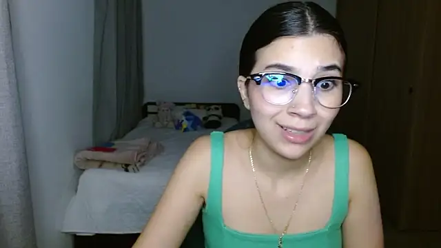 mia  lopez  online show from 11/05/25, 03:06