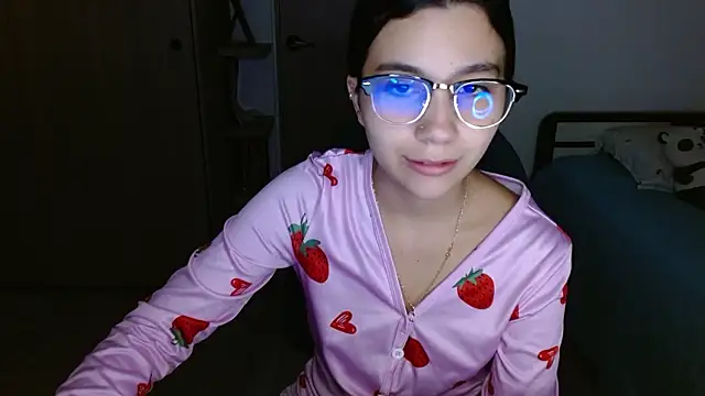 mia  lopez  online show from 02/25/26, 12:09