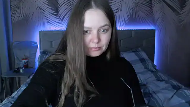 uliastar online show from 02/28/25, 01:03