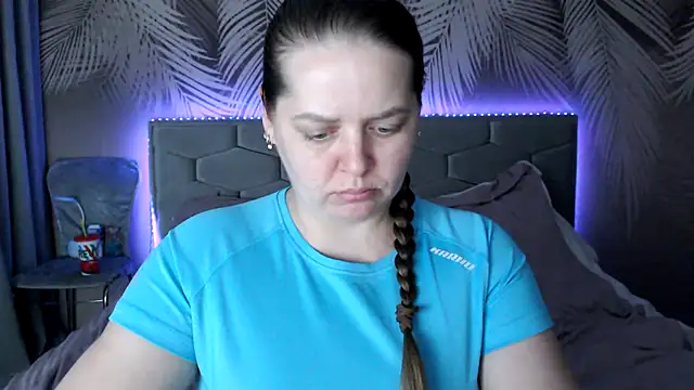 uliastar online show from 03/18/25, 09:52