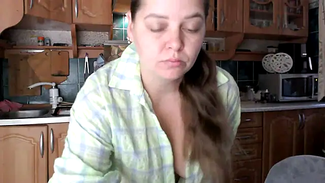 uliastar online show from 10/05/25, 05:39