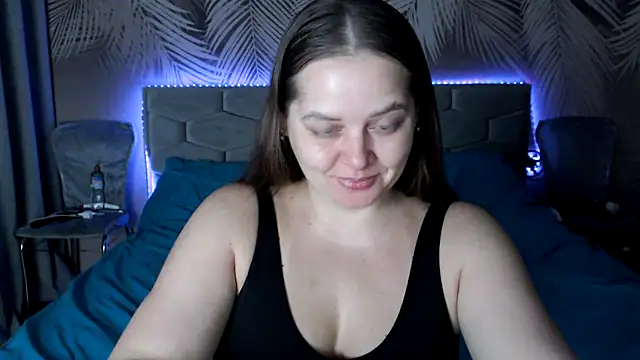 uliastar online show from 11/24/25, 07:08