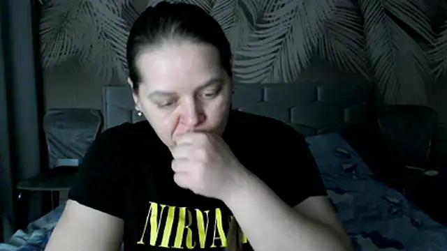 uliastar online show from 02/06/26, 09:23