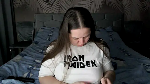 uliastar online show from 02/08/26, 07:56