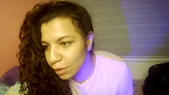 gatubelahot online show from 04/21/26, 10:54