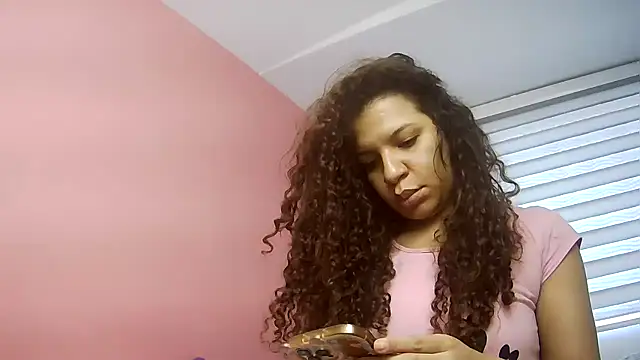 gatubelahot online show from 05/04/26, 06:48