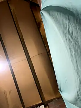 Snapshot of Diego23es chatting on 10/05/25, 06:17 Diego23es online show from 10/05/25, 06:17