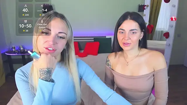 CrazyMilanka online show from 10/15/25, 08:03