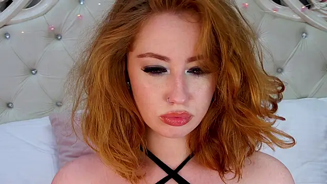 TinaBrook online show from 02/03/25, 07:51