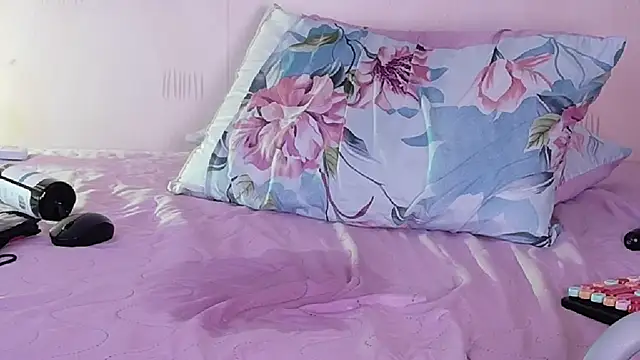 kinkylittlegirll online show from 03/23/26, 12:36