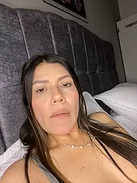 martina contreras online show from 03/13/26, 04:08