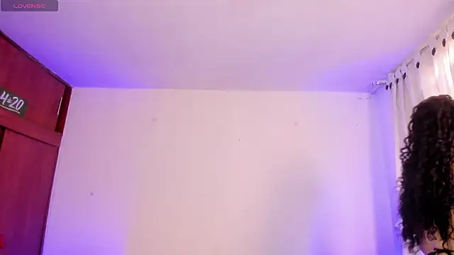 Snapshot of Cata_green chatting on 11/05/25, 07:58 Cata green online show from 11/05/25, 07:58