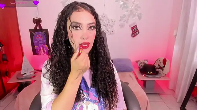 Snapshot of Cata_green chatting on 12/05/25, 07:43 Cata green online show from 12/05/25, 07:43