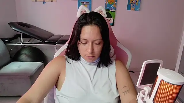MommyMiaWs online show from 06/20/26, 03:26