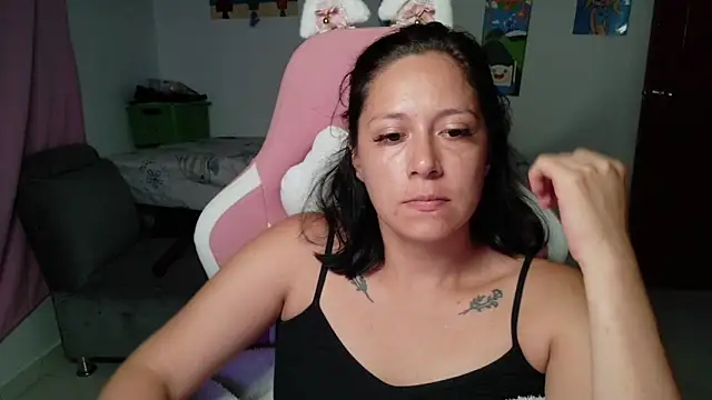 MommyMiaWs online show from 07/15/26, 02:39