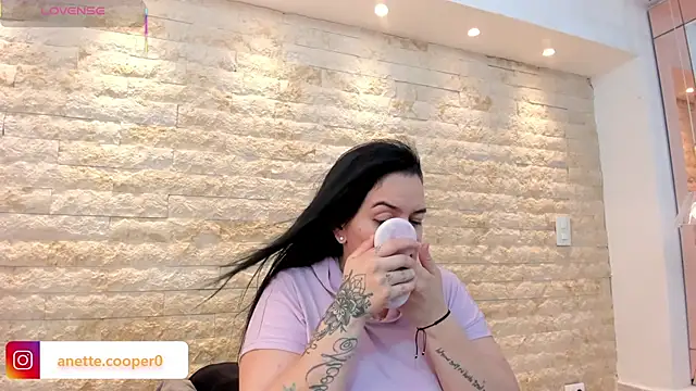 anette cooper online show from 12/17/25, 03:23